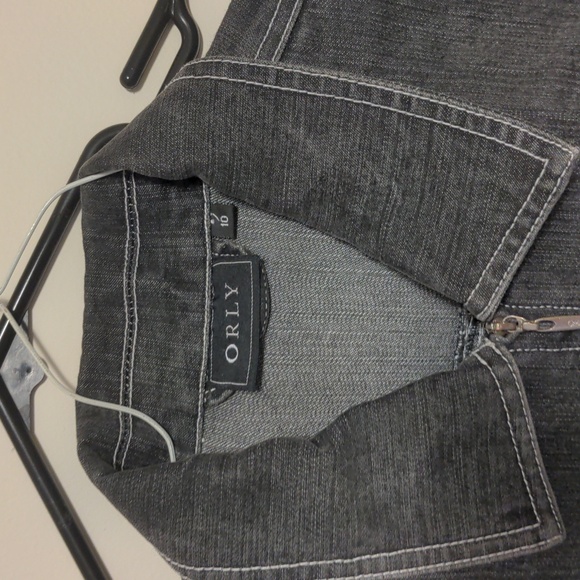 ORLY Women's Jean Denim Jacket White Stitching Chest Pockets One Button Cuffs - Picture 2 of 16